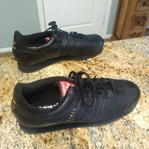 Adidas Samoa Size 10 Black Walking Running FV4991
